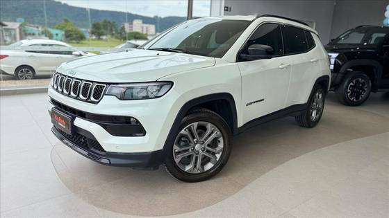 JEEP COMPASS 1.3 T270 TURBO FLEX LONGITUDE AT6
